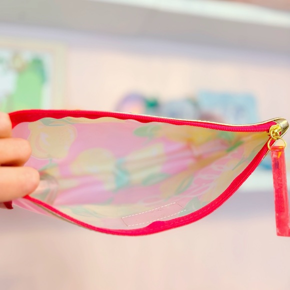 Lilly Pulitzer for Estée Lauder Pink Lemon Travel Pouch 🍋💕 - Picture 4 of 4